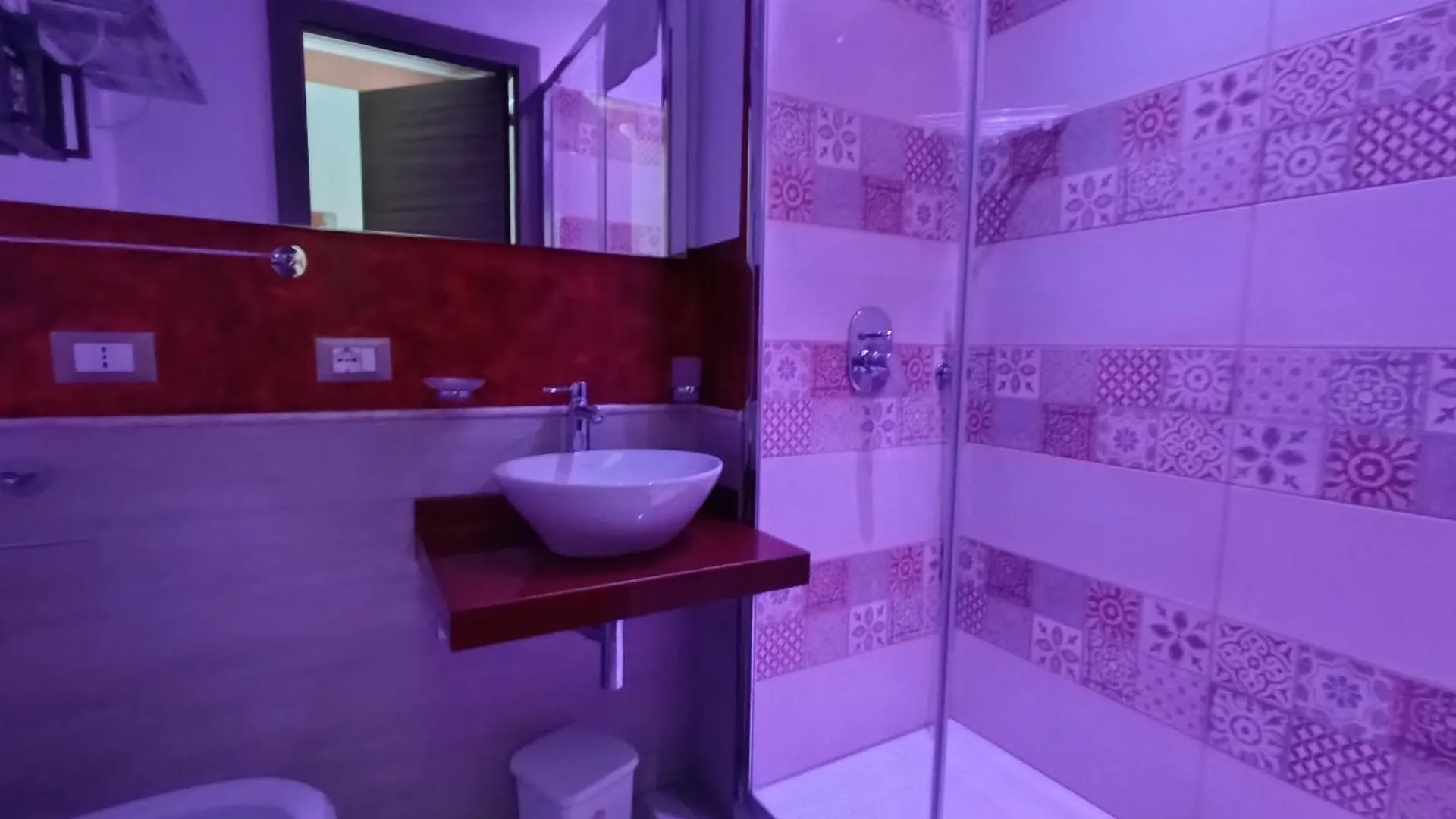 Le Cupole Deco Bed & Breakfast Palermo 2*,  Italy